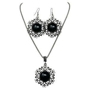Black Dot Filigree Hematite Grey Rhinestones Pendant Necklace Earrings Set